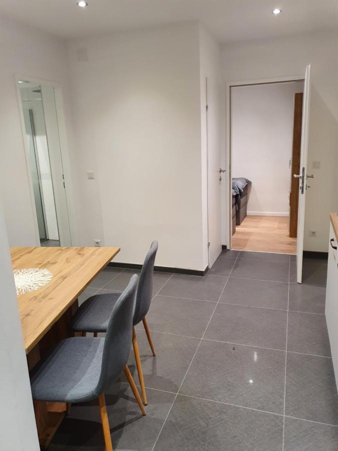 Smarte Dachgeschosswohnung Mit 2 Terrassen Direkt Am Hauptbahnhof Вена Экстерьер фото